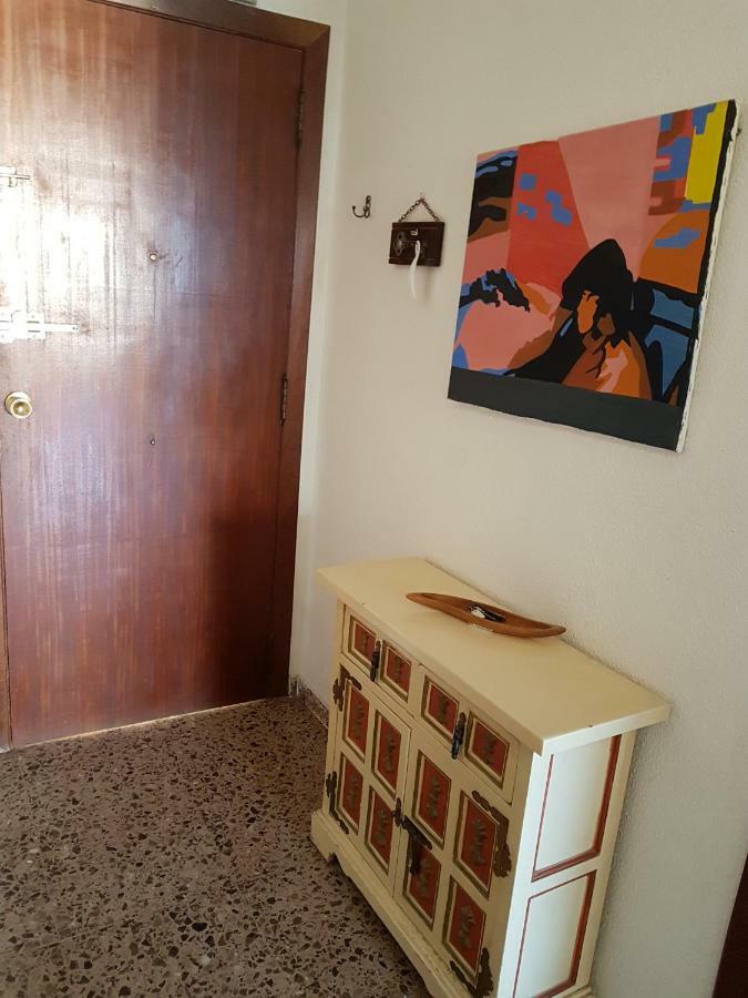 Apartment Svetlana 7 อาลิกันเต ภายนอก รูปภาพ